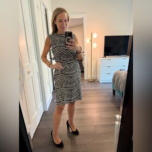 DVF DIANE VON FURSTENBERG Pentra Printed Sheath Dress Size 6